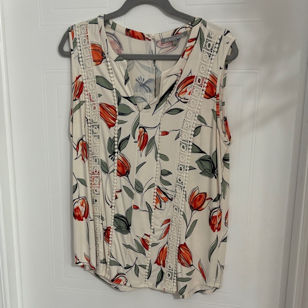 Daniel Rainn Cream Floral Blouse with Lace Detail